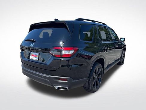 Used 2025 Honda Pilot Black Edition image 5