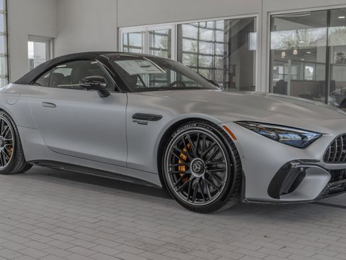 New 2026 Mercedes-Benz SL 63 AMG S e Performance 4MATIC image 13