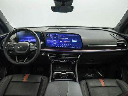 Used 2024 Chevrolet Traverse RS w/ LPO, Cargo Package FWD image 14
