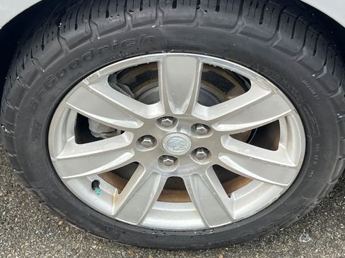 Used 2011 Buick LaCrosse CXL image 14