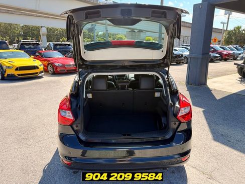 Used 2014 Ford Focus Titanium FWD image 27