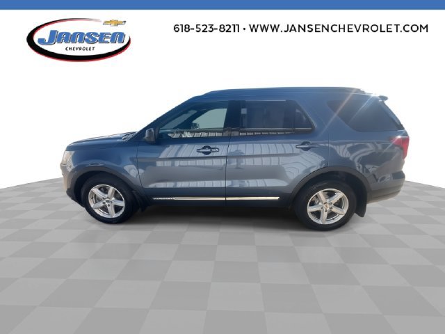 Used 2018 Ford Explorer XLT FWD image 5