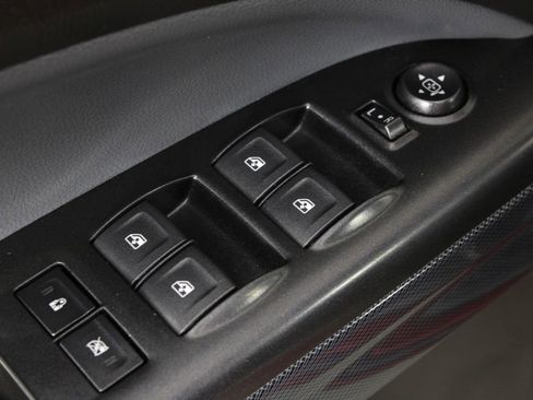 Used 2017 Chevrolet Colorado Z71 image 21