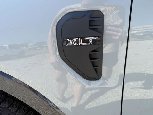 Used 2024 Ford Ranger XLT w/ Equipment Group 301A High AWD/4WD image 7