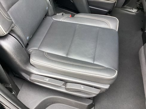 Used 2024 Chevrolet Tahoe Premier image 26