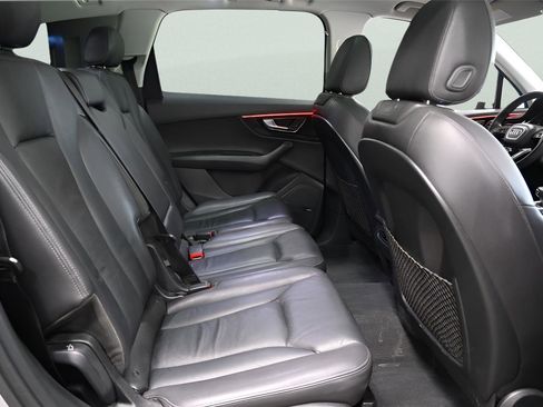 Used 2018 Audi Q7 3.0T Premium Plus w/ Premium Plus Package AWD/4WD image 20