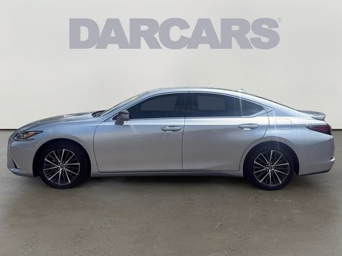 Used 2025 Lexus ES 350 w/ Premium Package FWD image 4