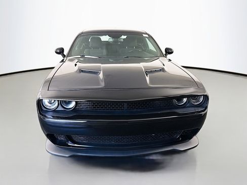 Used 2023 Dodge Challenger SXT RWD image 2