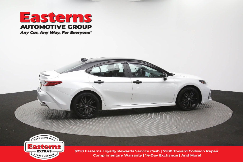 Used 2025 Toyota Camry XSE AWD/4WD image 40