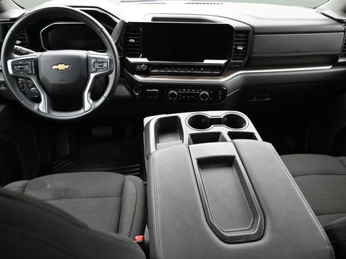 Used 2026 Chevrolet Silverado 1500 LT AWD/4WD image 10