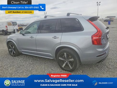 Used 2017 Volvo XC90 T8 R-Design image 3