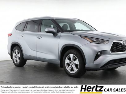 Used 2025 Toyota Highlander LE