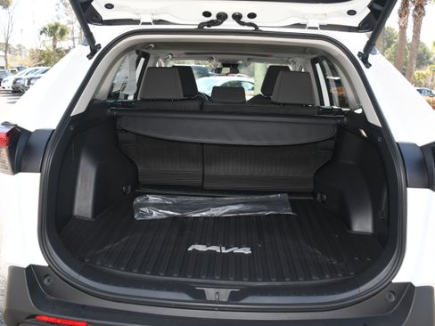 Certified 2025 Toyota RAV4 XLE image 17
