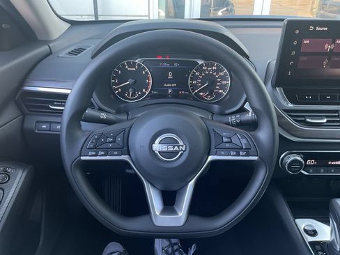 New 2026 Nissan Altima 2.5 SV FWD image 26