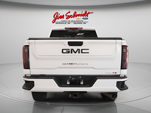 Used 2025 GMC Sierra 2500 AT4 w/ AT4 Premium Plus Package AWD/4WD image 5