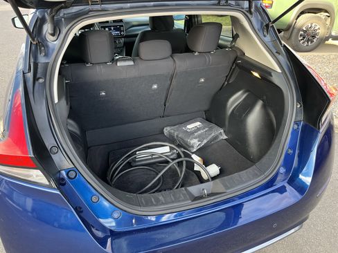 Certified 2023 Nissan Leaf S image 29