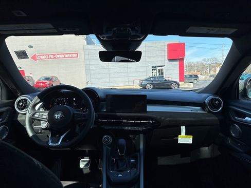 New 2026 Alfa Romeo Tonale w/ Active Assist Package image 15