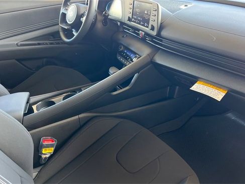 New 2026 Hyundai Elantra SEL Sport image 15