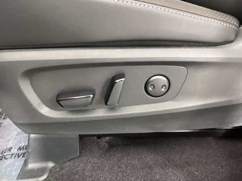 New 2026 Nissan Pathfinder SL w/ SL Premium Package AWD/4WD image 33