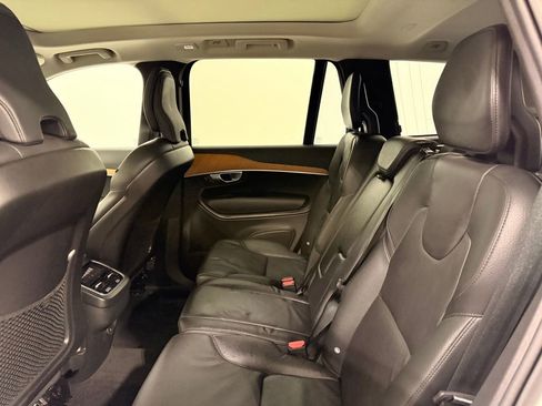 Used 2024 Volvo XC90 B6 Core w/ Protection Package Premier image 21