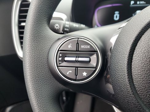 New 2025 Kia Soul LX image 26