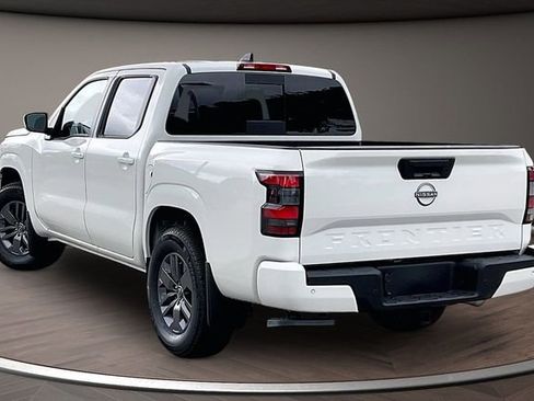New 2026 Nissan Frontier SV RWD image 3