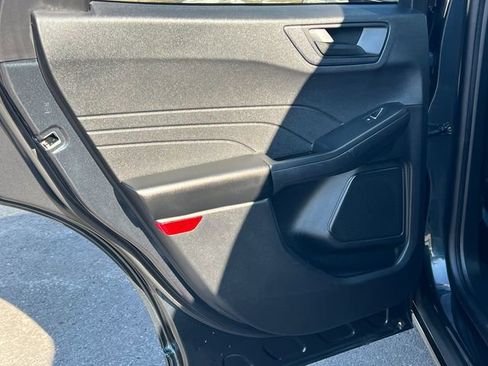 Used 2022 Ford Escape SE w/ Convenience Package image 34