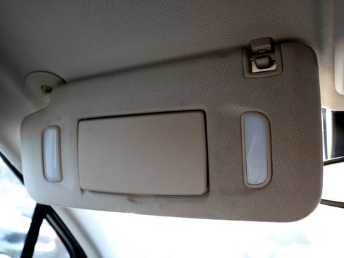 Used 2019 Buick Encore Preferred w/ Safety Package image 30