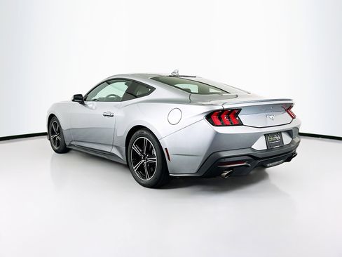 Used 2025 Ford Mustang Premium image 5