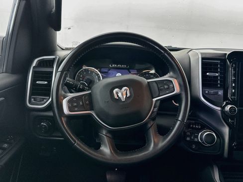 Used 2023 RAM 1500 Big Horn AWD/4WD image 17