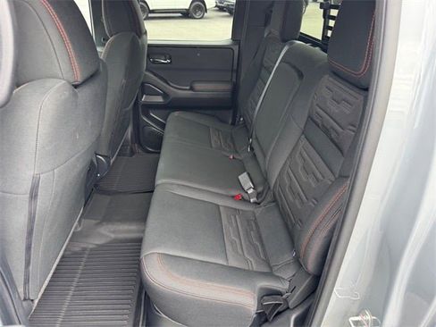 Used 2024 Nissan Frontier PRO-4X w/ Off-Road Protection Package image 10