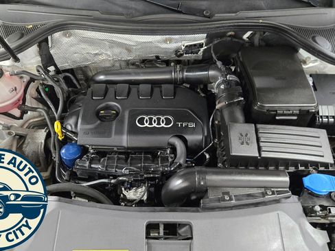 Used 2018 Audi Q3 2.0T Premium Plus w/ S Line Competition Package AWD/4WD image 39