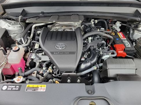 Used 2024 Toyota Grand Highlander FWD image 28