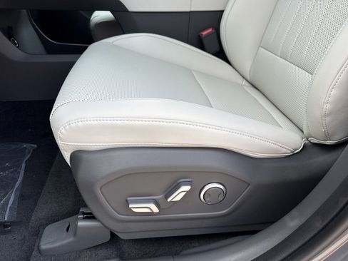 New 2026 Hyundai Santa Fe SEL FWD image 11
