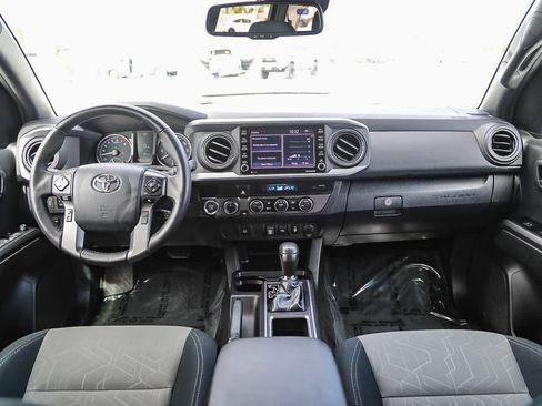 Used 2023 Toyota Tacoma TRD Off-Road AWD/4WD image 12
