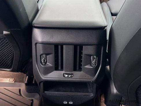 Used 2025 BMW X3 xDrive30i w/ Premium Package image 23