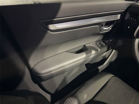 Used 2025 Honda CR-V EX image 31