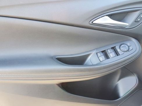 Certified 2020 Buick Encore GX Preferred w/ Cold Weather Comfort Package image 17