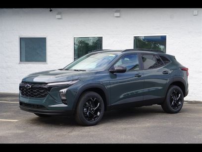 New 2026 Chevrolet Trax LT w/ Midnight Edition