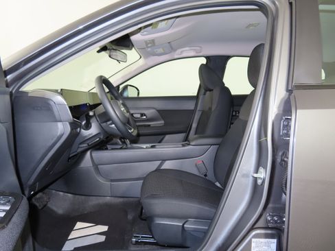 New 2026 Nissan Kicks S image 4