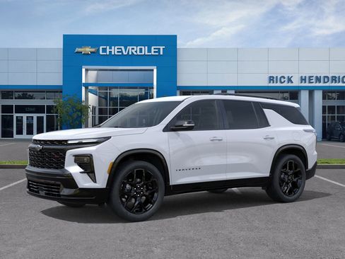 New 2026 Chevrolet Traverse RS w/ LPO, Floor Liner Package image 3