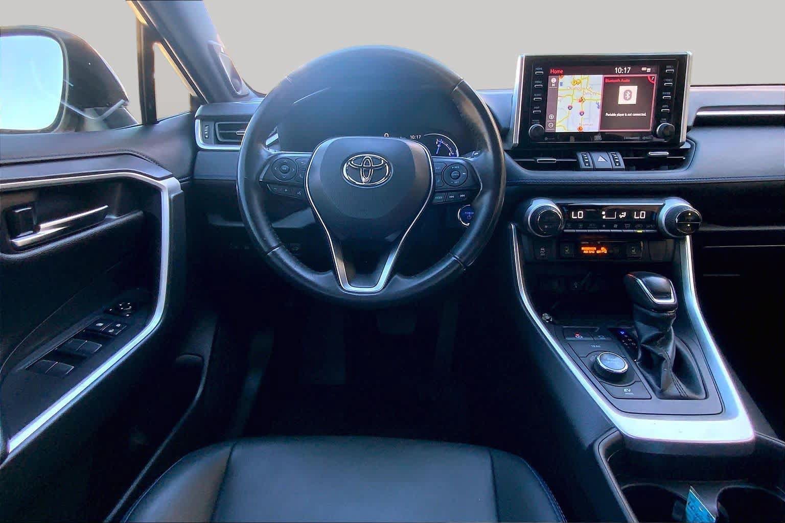 Used 2020 Toyota RAV4 XSE AWD/4WD image 6