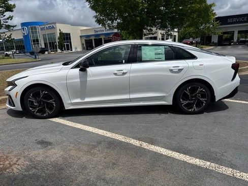 Certified 2025 Kia K5 GT-Line AWD/4WD image 2