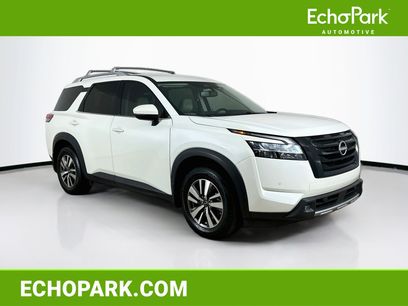 Used 2022 Nissan Pathfinder SL w/ SL Black Package