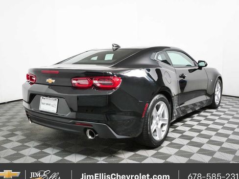 Certified 2023 Chevrolet Camaro LT RWD image 3