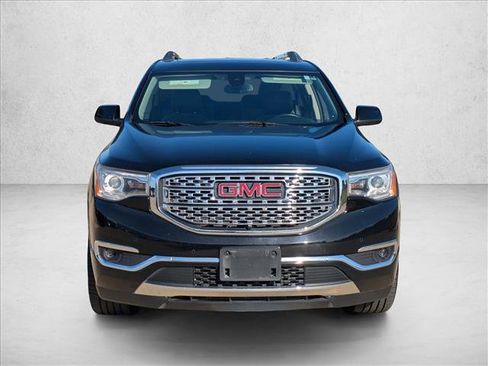 Used 2019 GMC Acadia Denali w/ Technology Package image 2