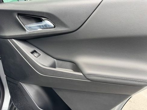 New 2026 Chevrolet Equinox LT w/ Convenience Package II image 9