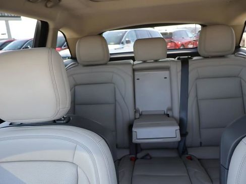 New 2025 Lincoln Nautilus Premier w/ Equipment Group 102A image 10