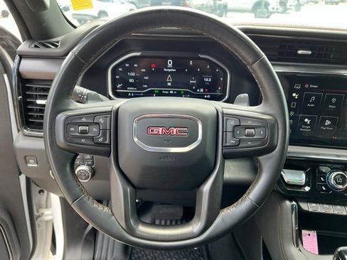 Used 2024 GMC Sierra 1500 AT4 w/ Technology Package AWD/4WD image 28