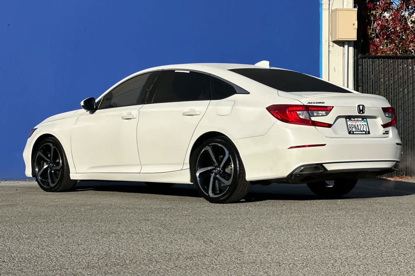 Used 2019 Honda Accord Sport image 5